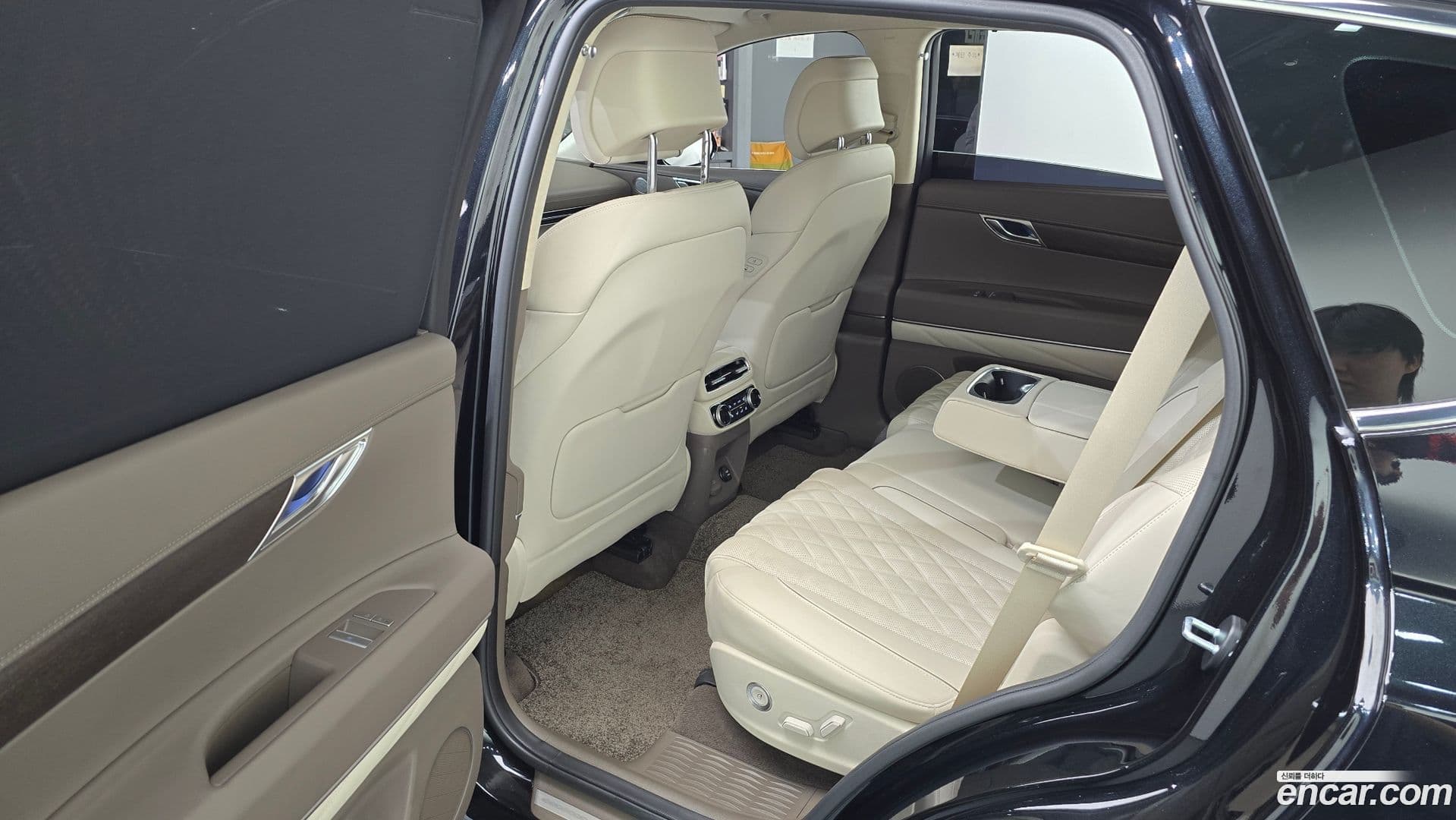 Main__Slider__Photo:GV80 Genesis 2023.5-10