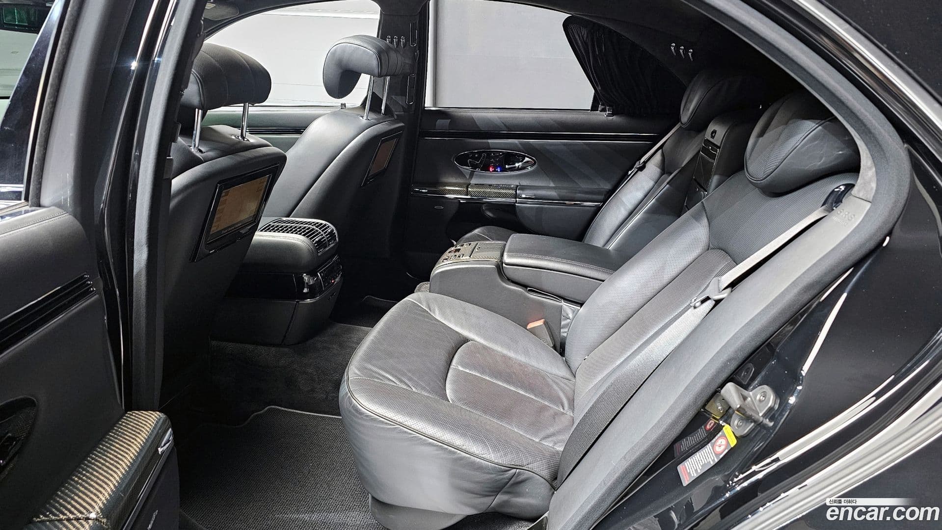 Main__Slider__Photo:57s Maybach 2006.11-11