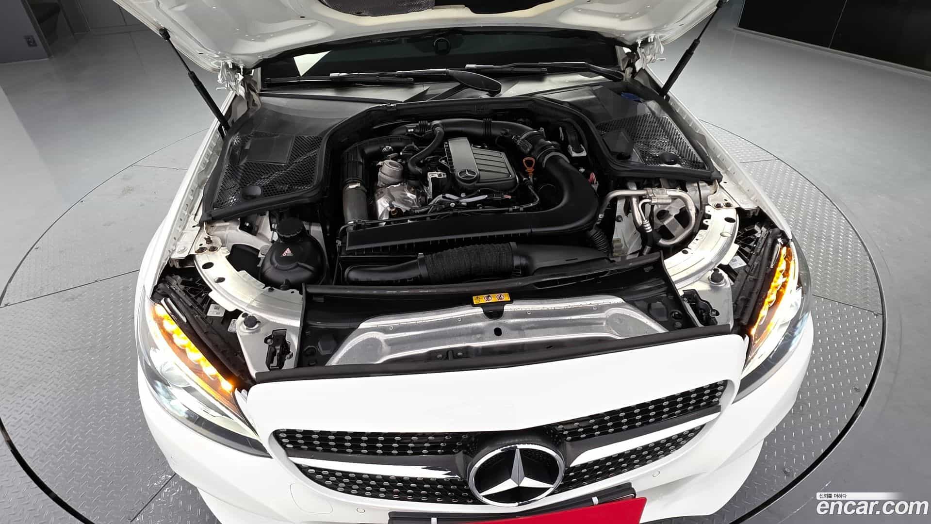 C-Class Mercedes-Benz 2018.1-OUTER-006