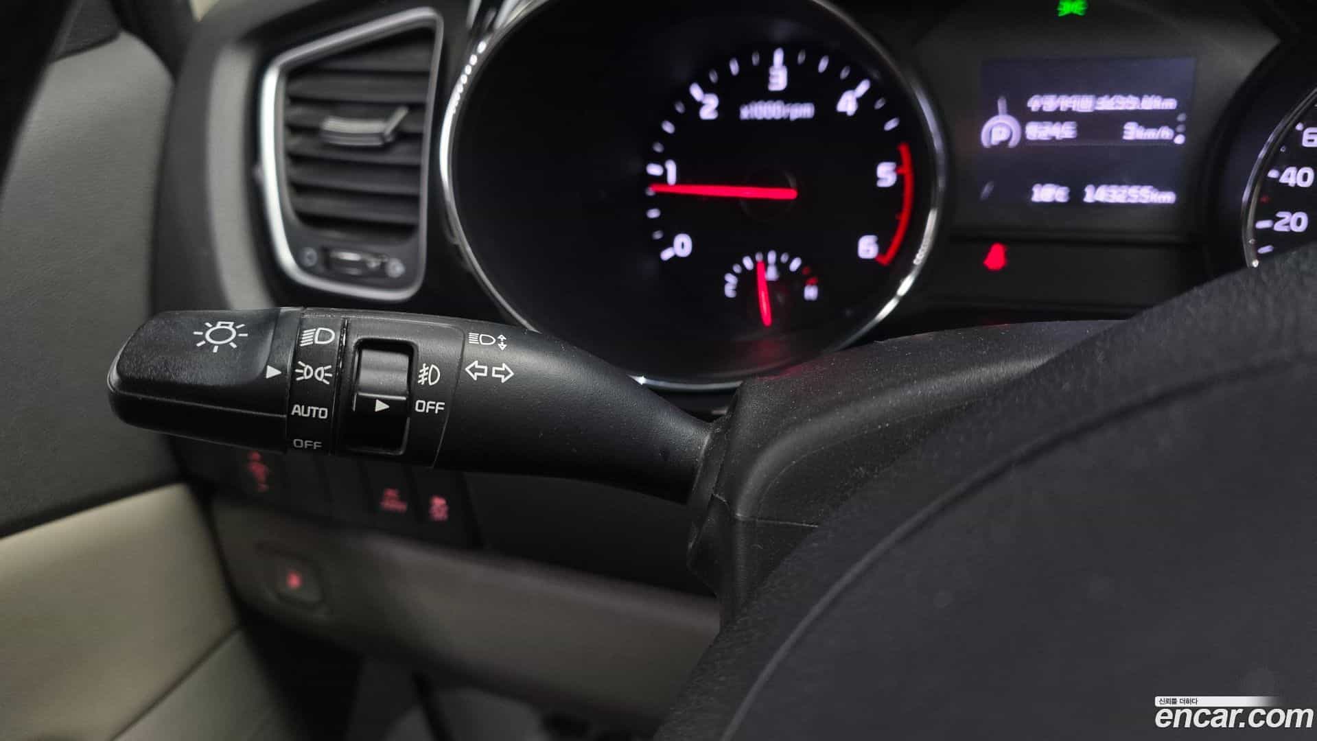 Canival Kia 2016.11-OPTION-022