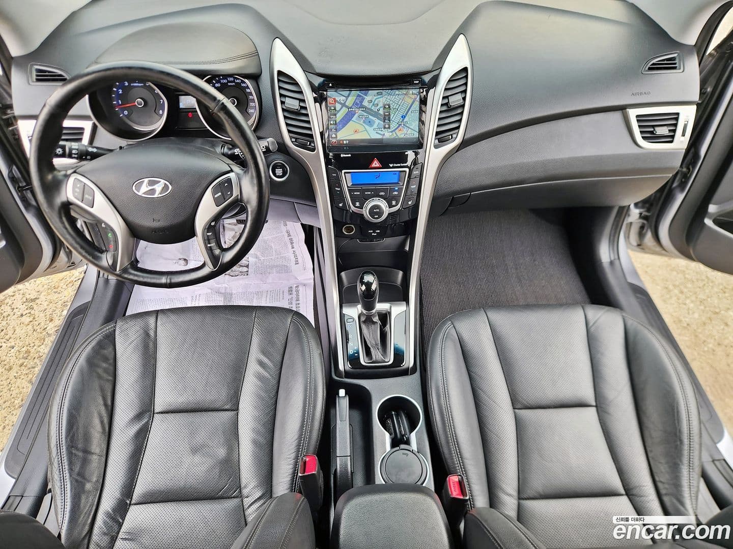 Main__Slider__Photo:i30 Hyundai 2013.5-9