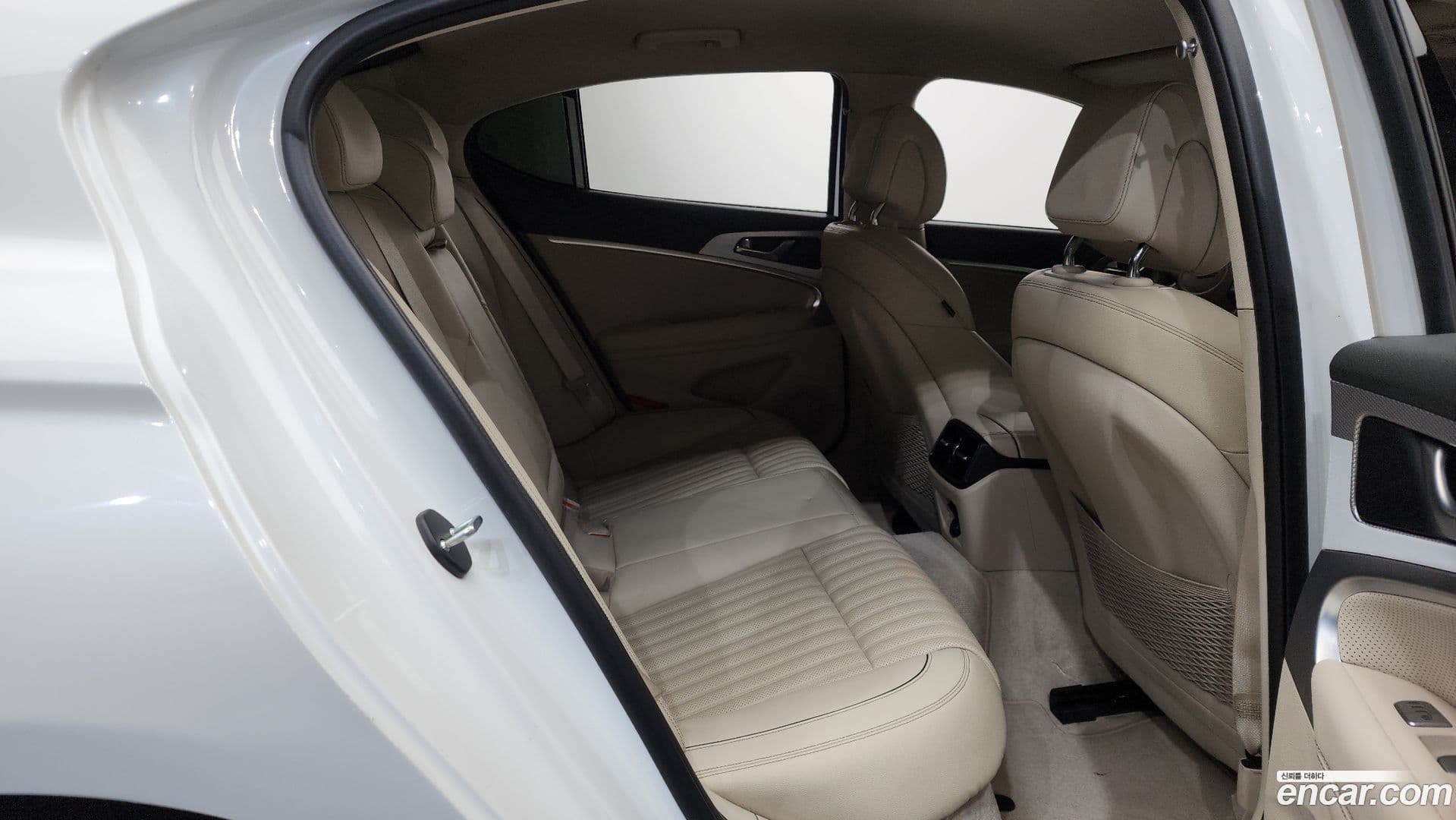 Main__Slider__Photo:G70 Genesis 2021.8-11