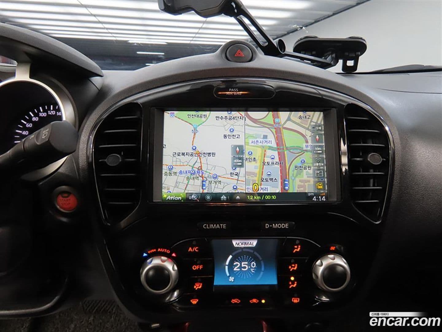 Main__Slider__Photo:Juke Nissan 2016.7-14