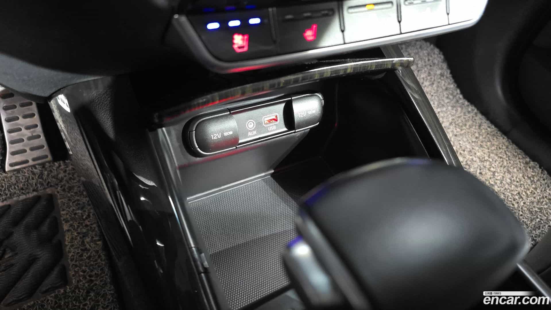 Sorento Kia 2018.6-OPTION-022