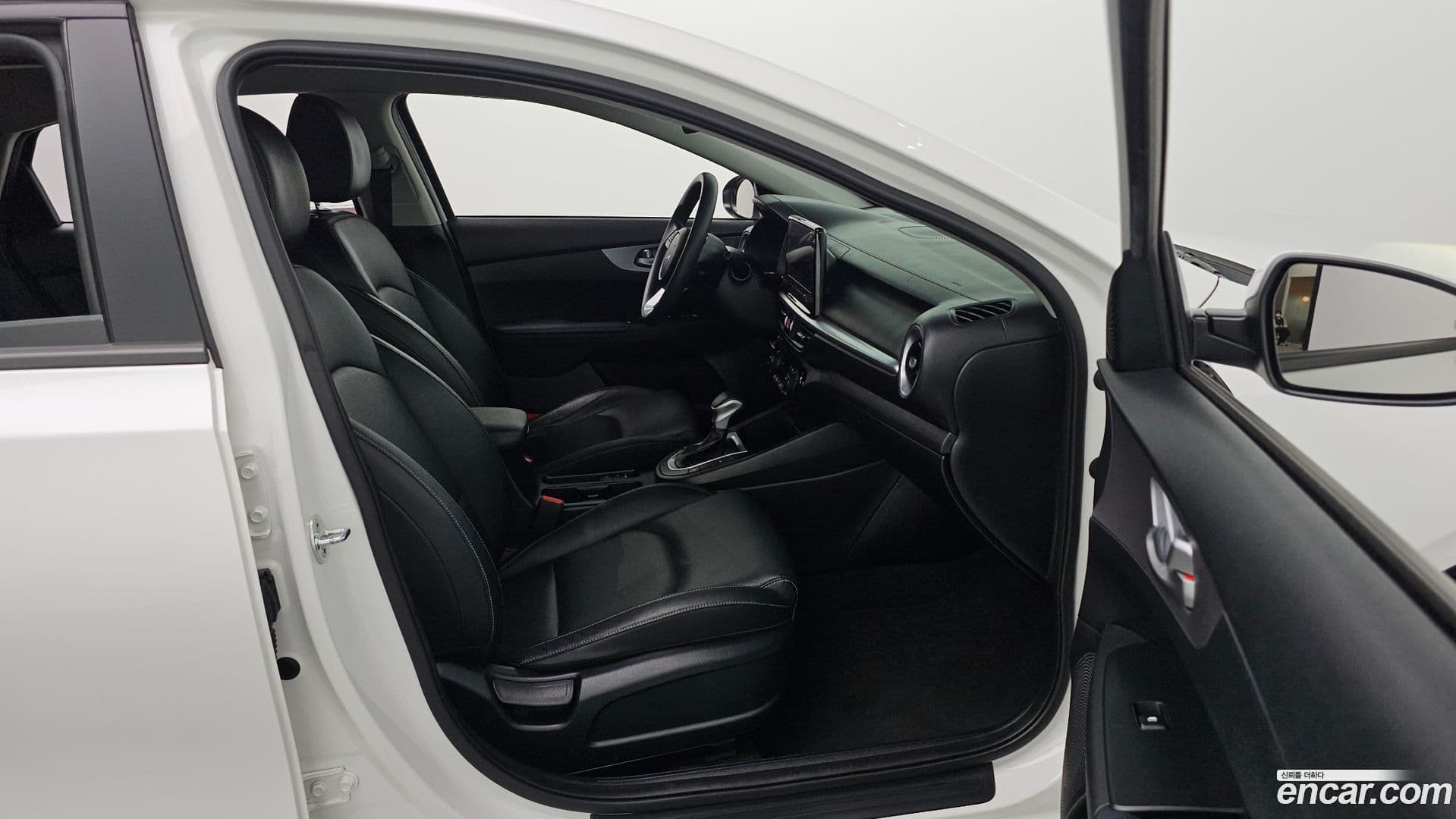 Main__Slider__Photo:K3 Kia 2021.5-17