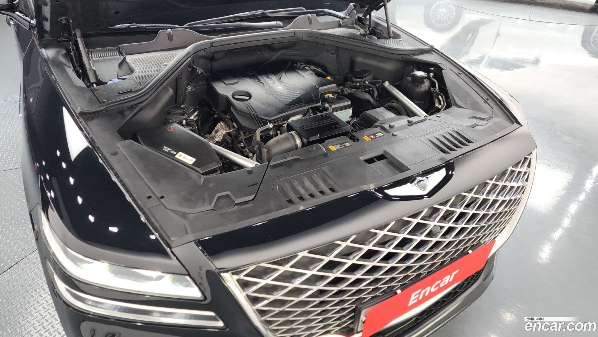 Main__Slider__Photo:GV80 Genesis 2020.7-5