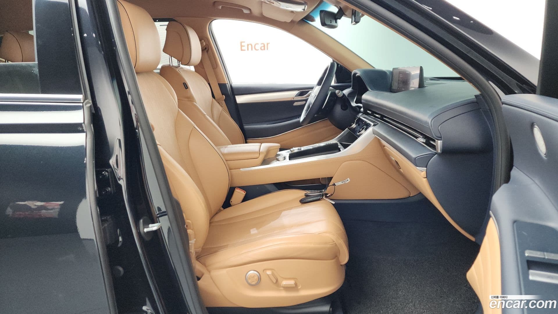 Main__Slider__Photo:GV80 Genesis 2020.7-10