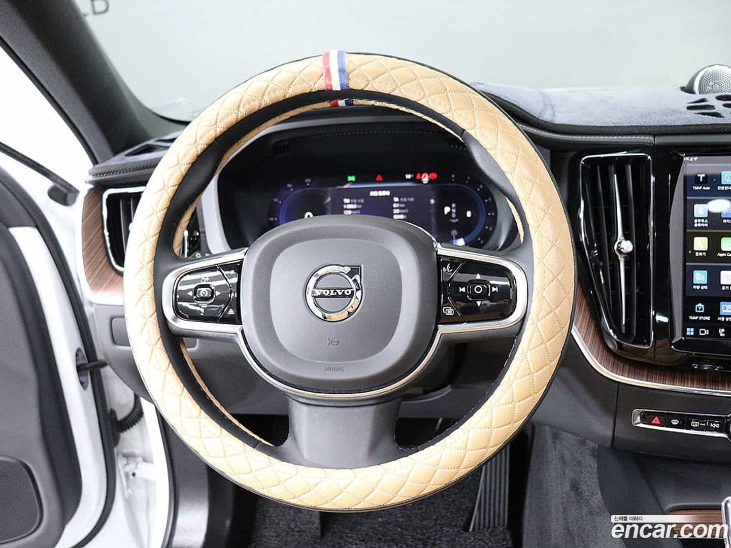 XC60 Volvo 2024.1-OPTION-019