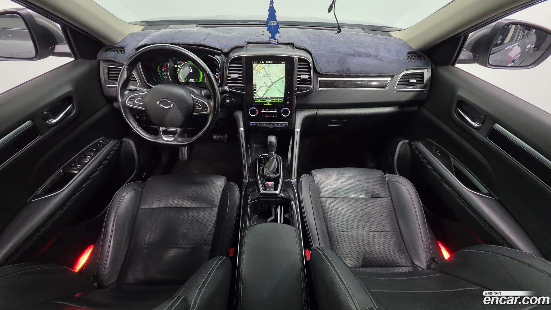 Main__Slider__Photo:QM6 Renault-KoreaSamsung 2016.10-6