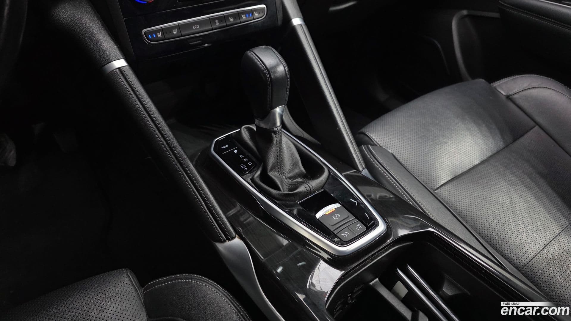 Main__Slider__Photo:QM6 Renault-KoreaSamsung 2016.10-8