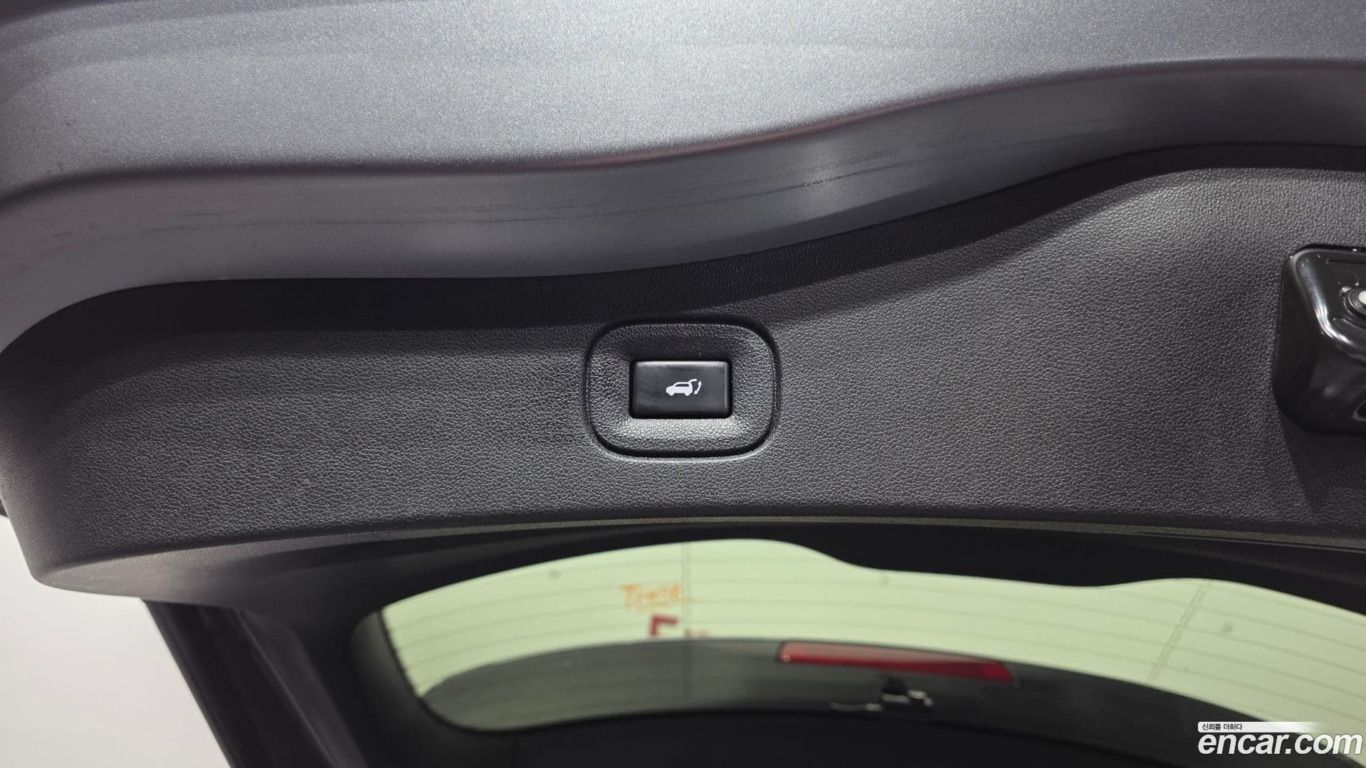 Main__Slider__Photo:QM6 Renault-KoreaSamsung 2016.10-19