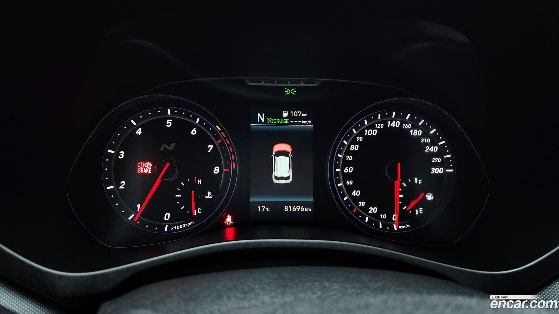 Main__Slider__Photo:Veloster Hyundai 2018.5-7