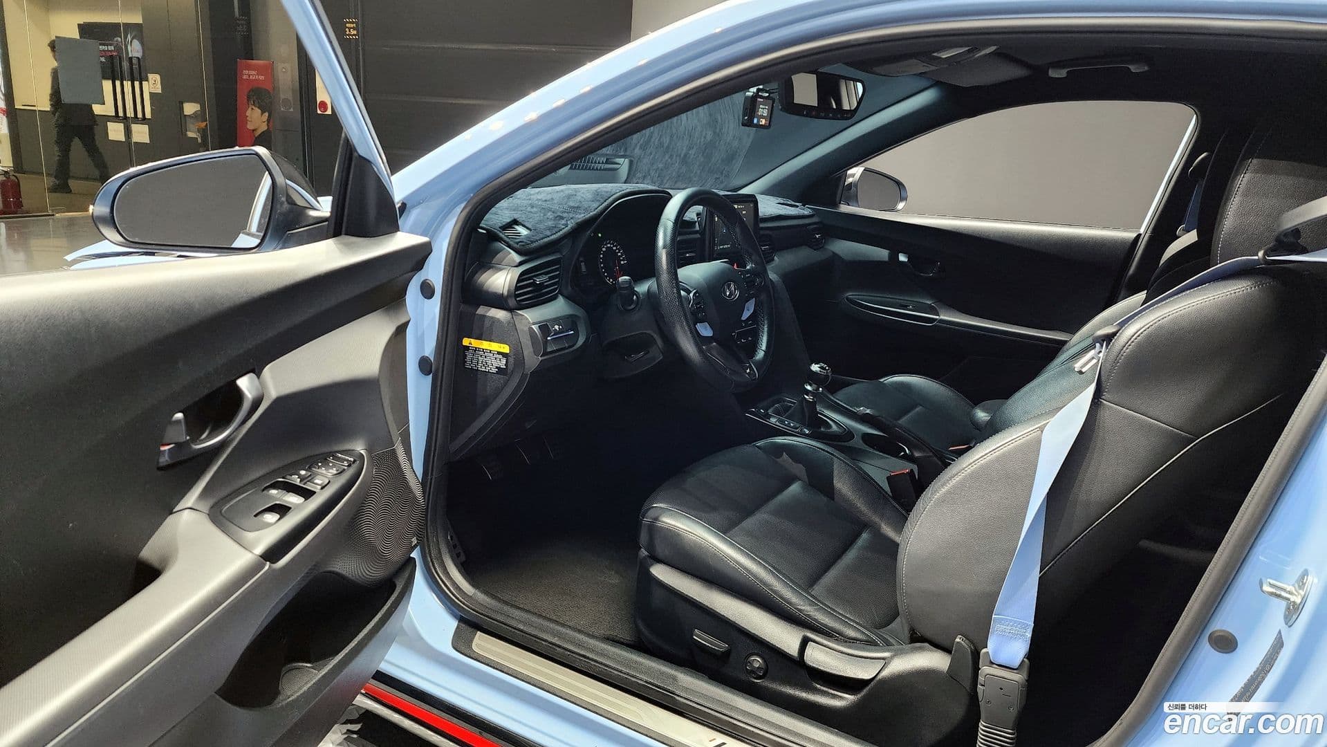 Main__Slider__Photo:Veloster Hyundai 2018.5-10