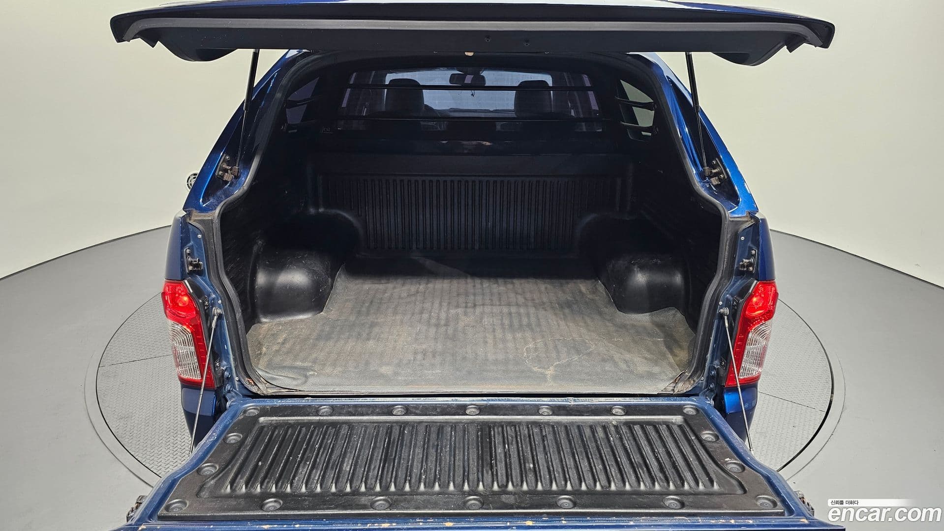 Main__Slider__Photo:KORANDO KG_Mobility_Ssangyong 2014.7-19