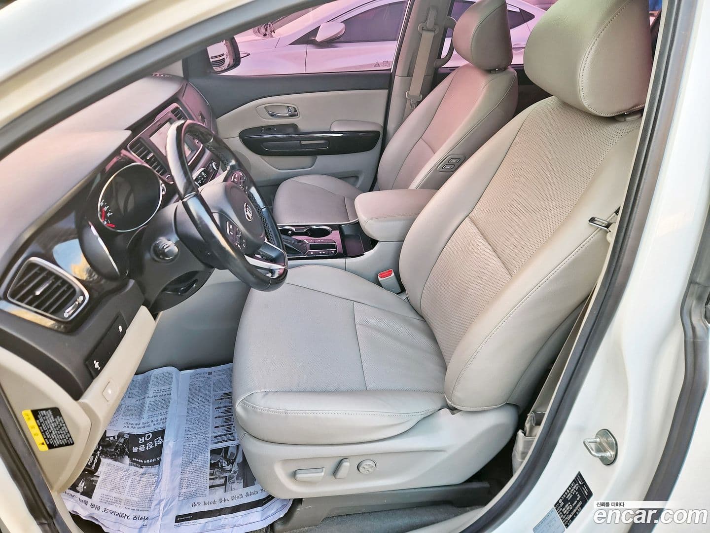 Main__Slider__Photo:Canival Kia 2018.2-9