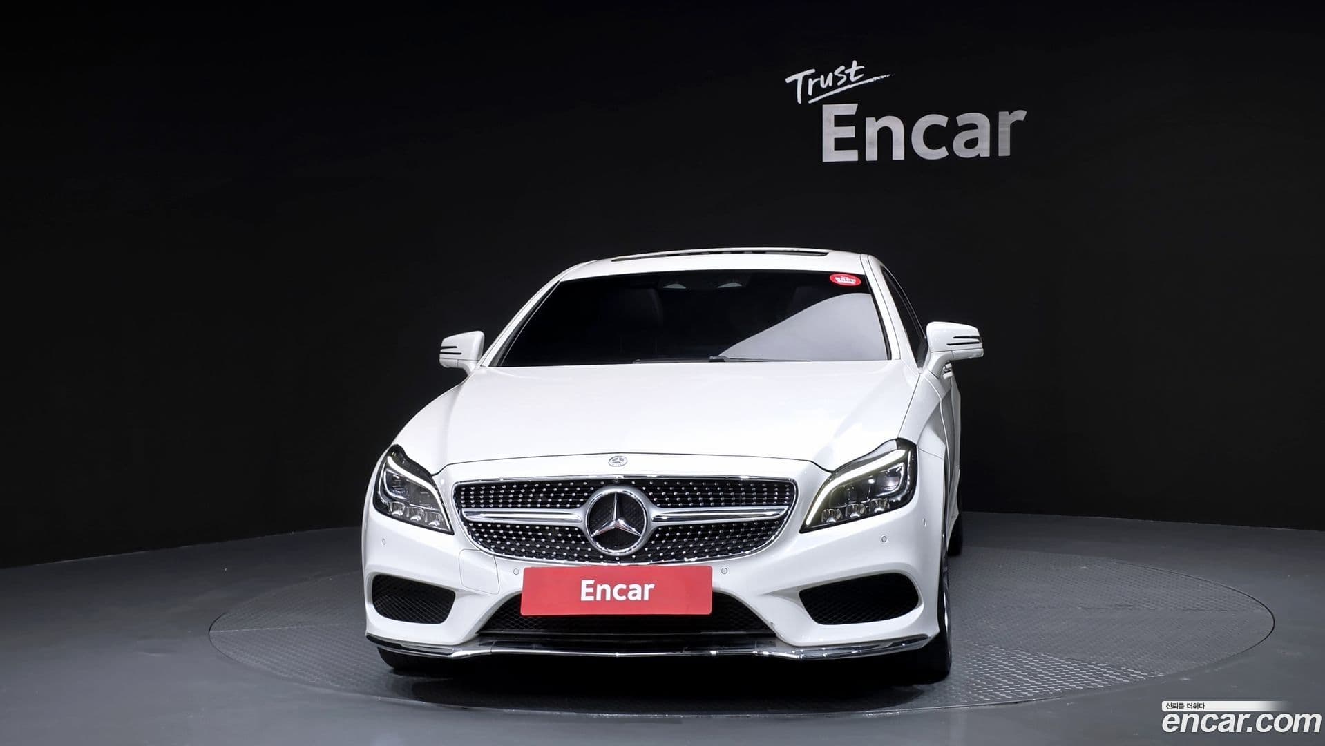 Main__Slider__Photo:CLS-Class Mercedes-Benz 2017.5-2