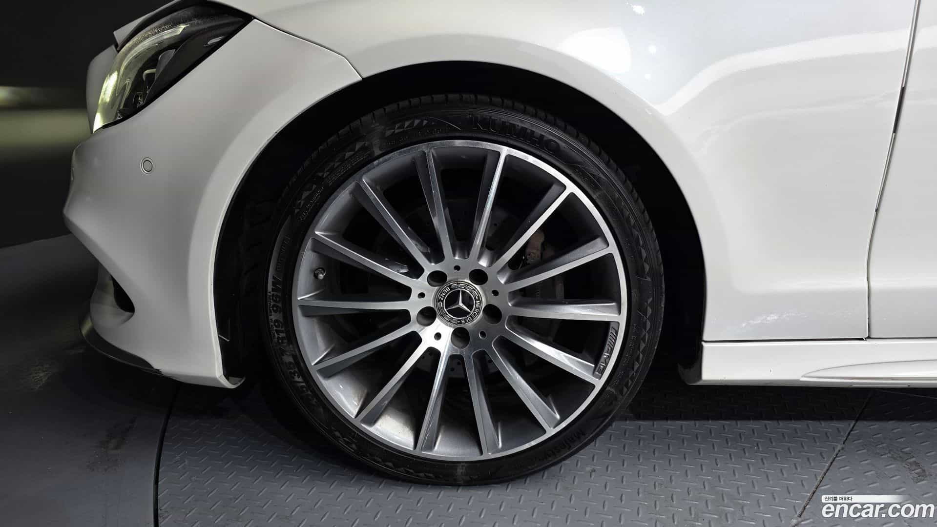 CLS-Class Mercedes-Benz 2017.5-OUTER-005