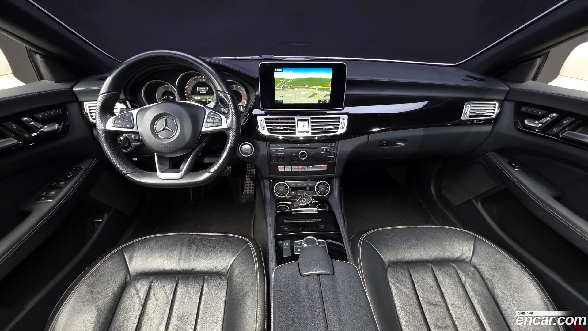 Main__Slider__Photo:CLS-Class Mercedes-Benz 2017.5-6