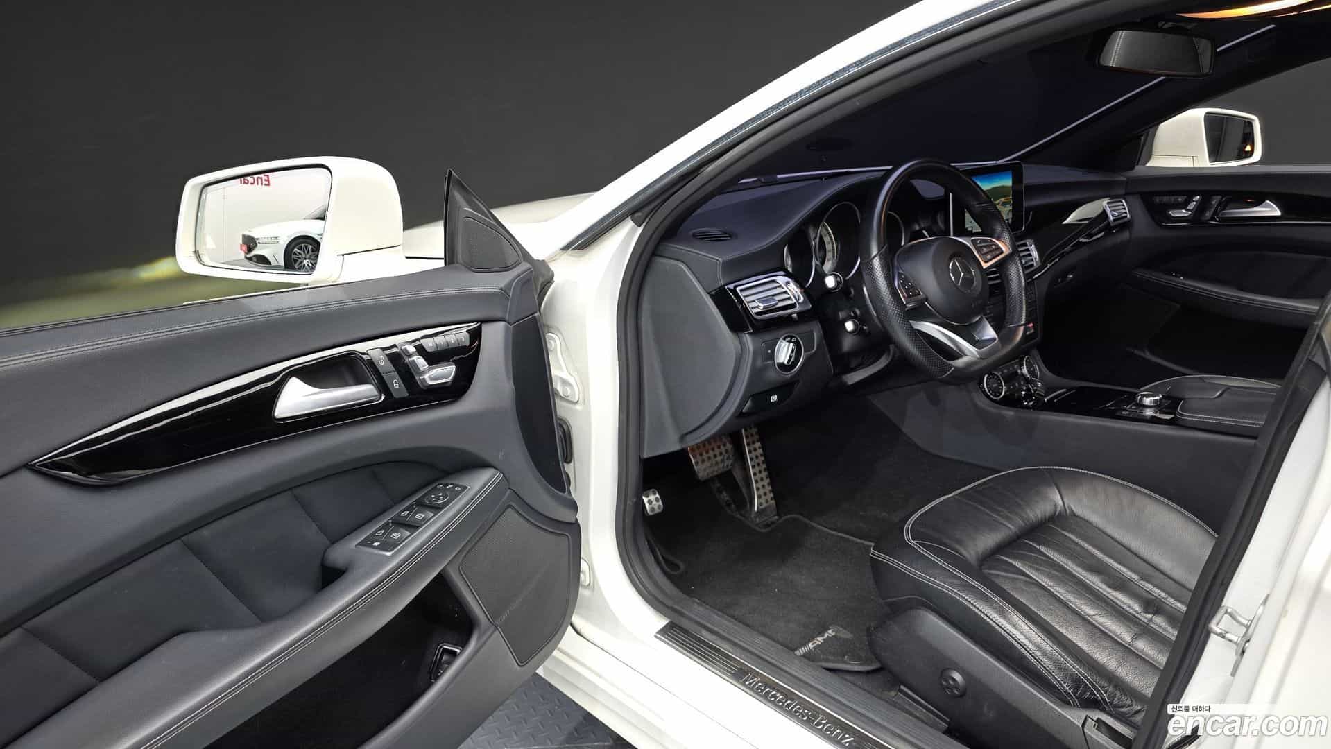 CLS-Class Mercedes-Benz 2017.5-OPTION-015