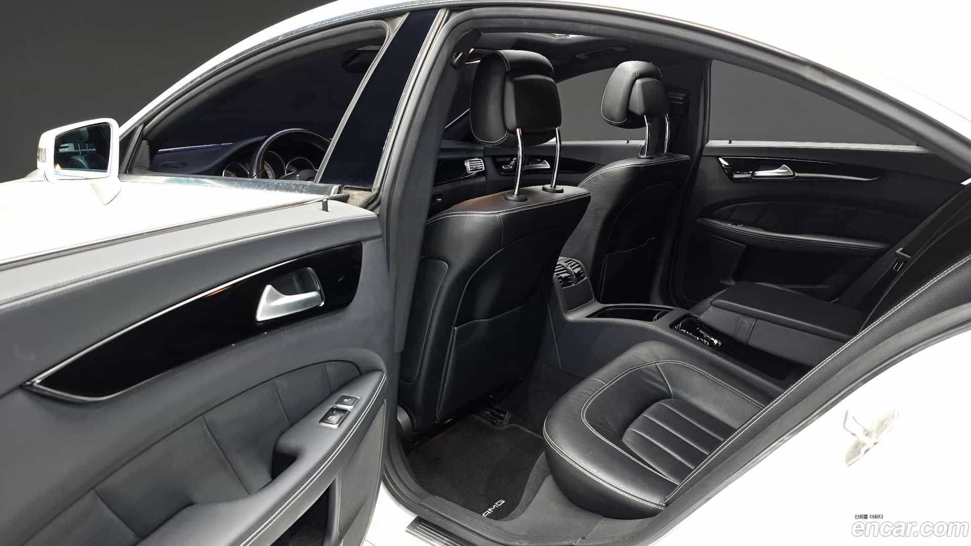 CLS-Class Mercedes-Benz 2017.5-OPTION-017