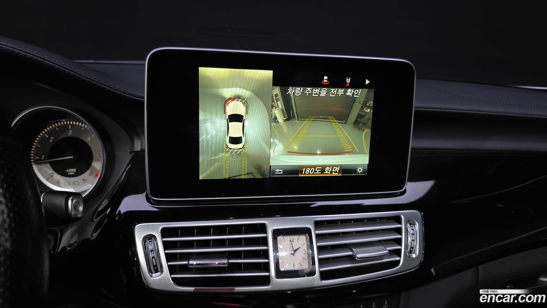 Main__Slider__Photo:CLS-Class Mercedes-Benz 2017.5-14