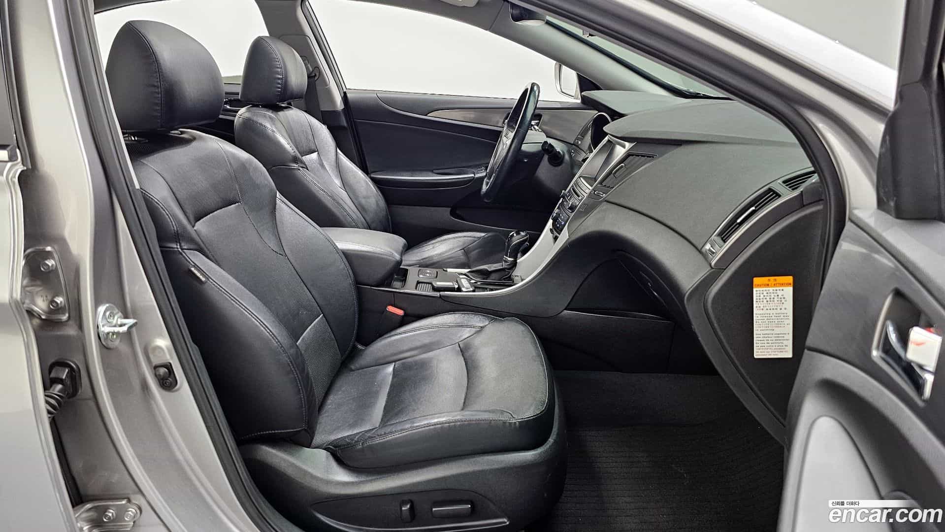 Sonata Hyundai 2013.1-INNER-010