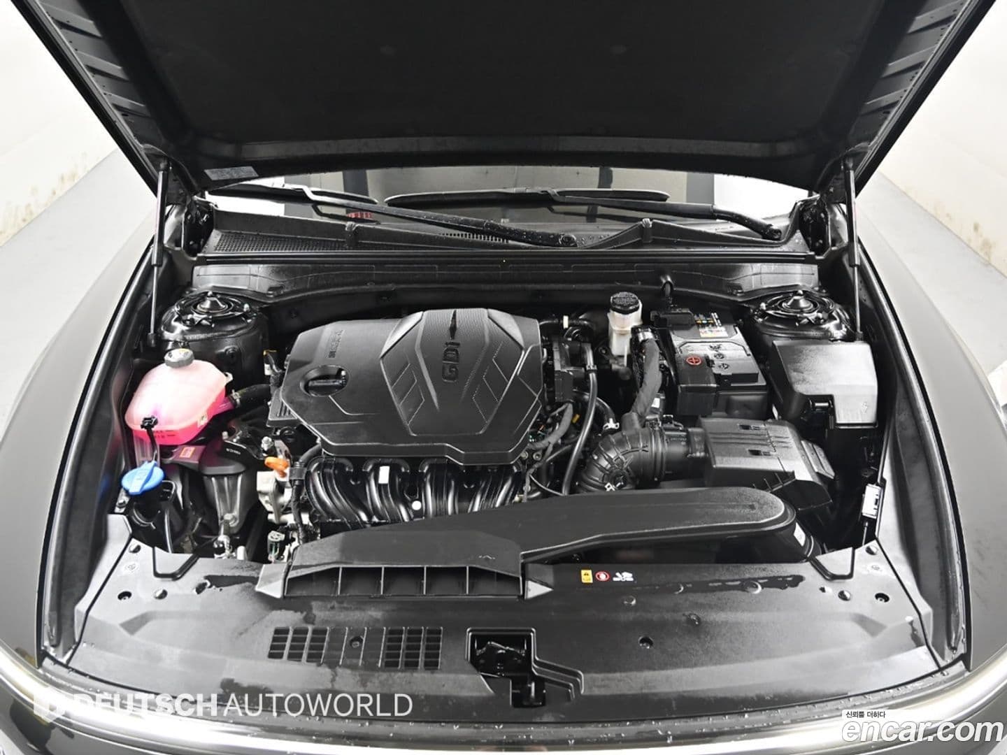 Main__Slider__Photo:Grandeur Hyundai 2023.9-5