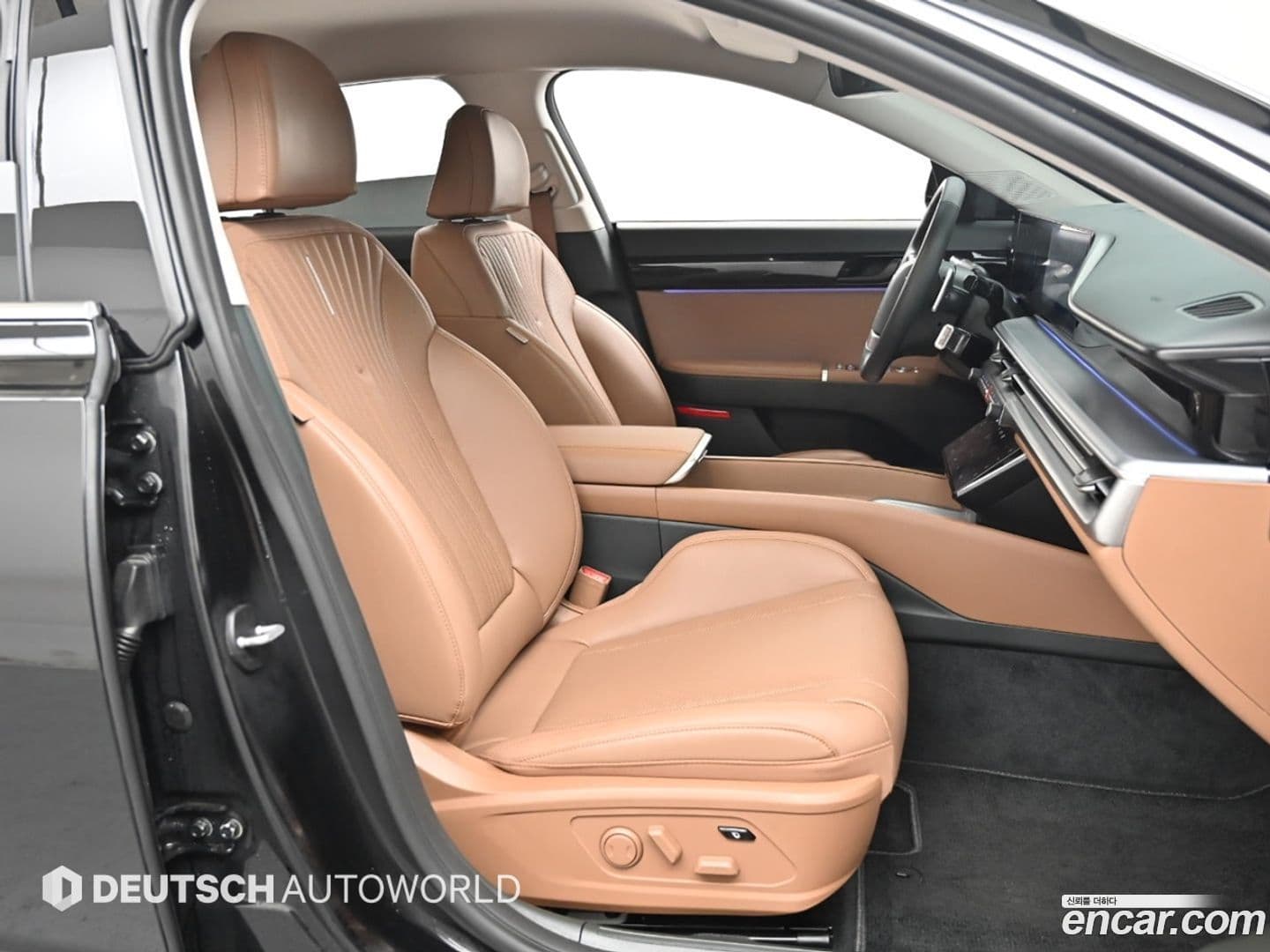 Main__Slider__Photo:Grandeur Hyundai 2023.9-9