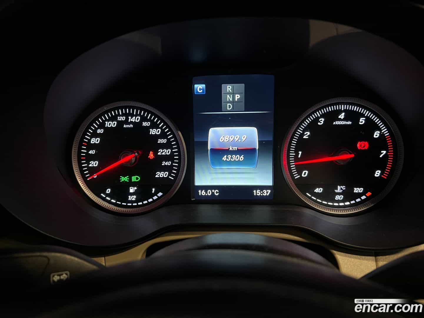 GLC-Class Mercedes-Benz 2019.7-OPTION-015