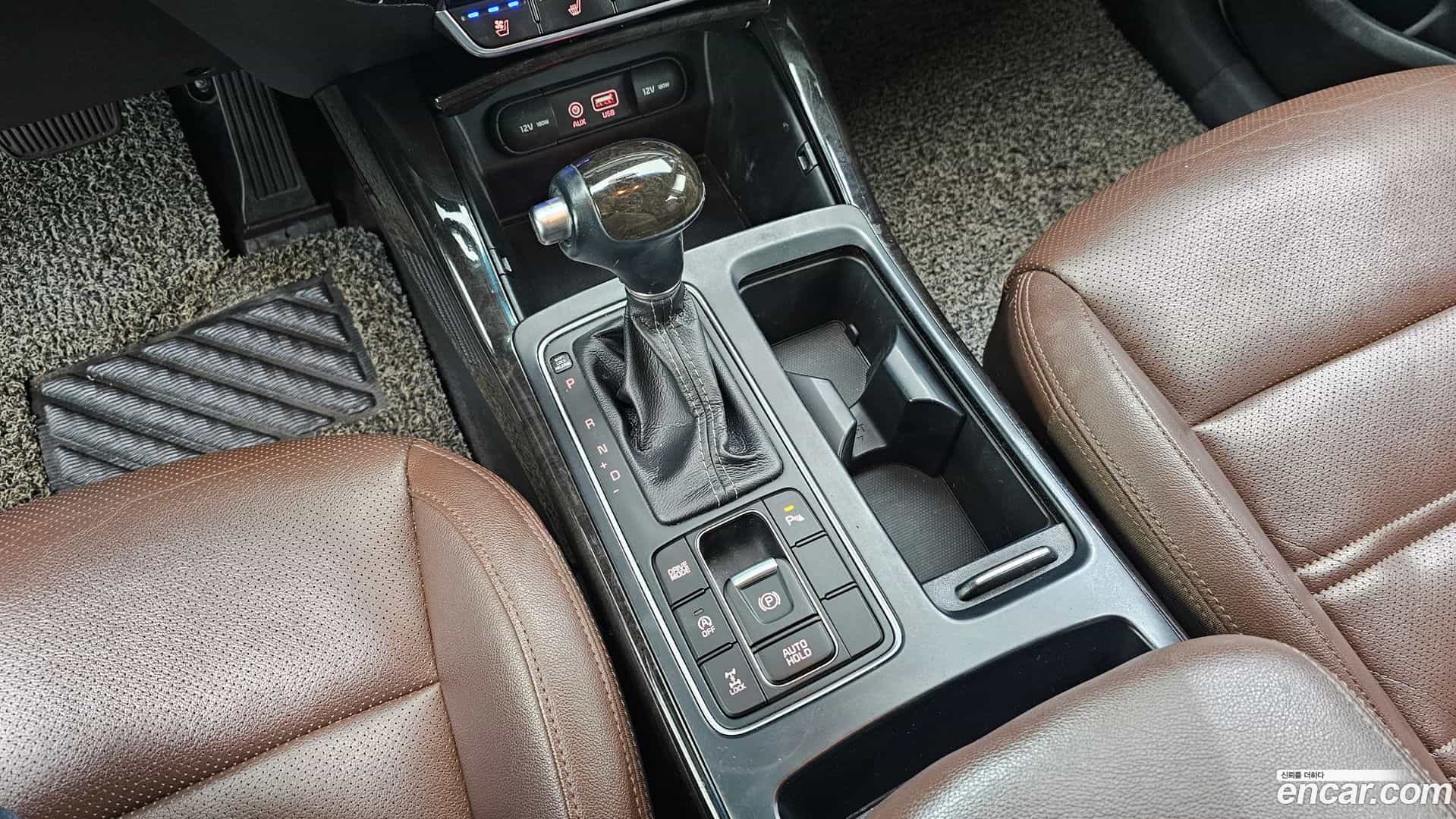 Sorento Kia 2016.0-INNER-009