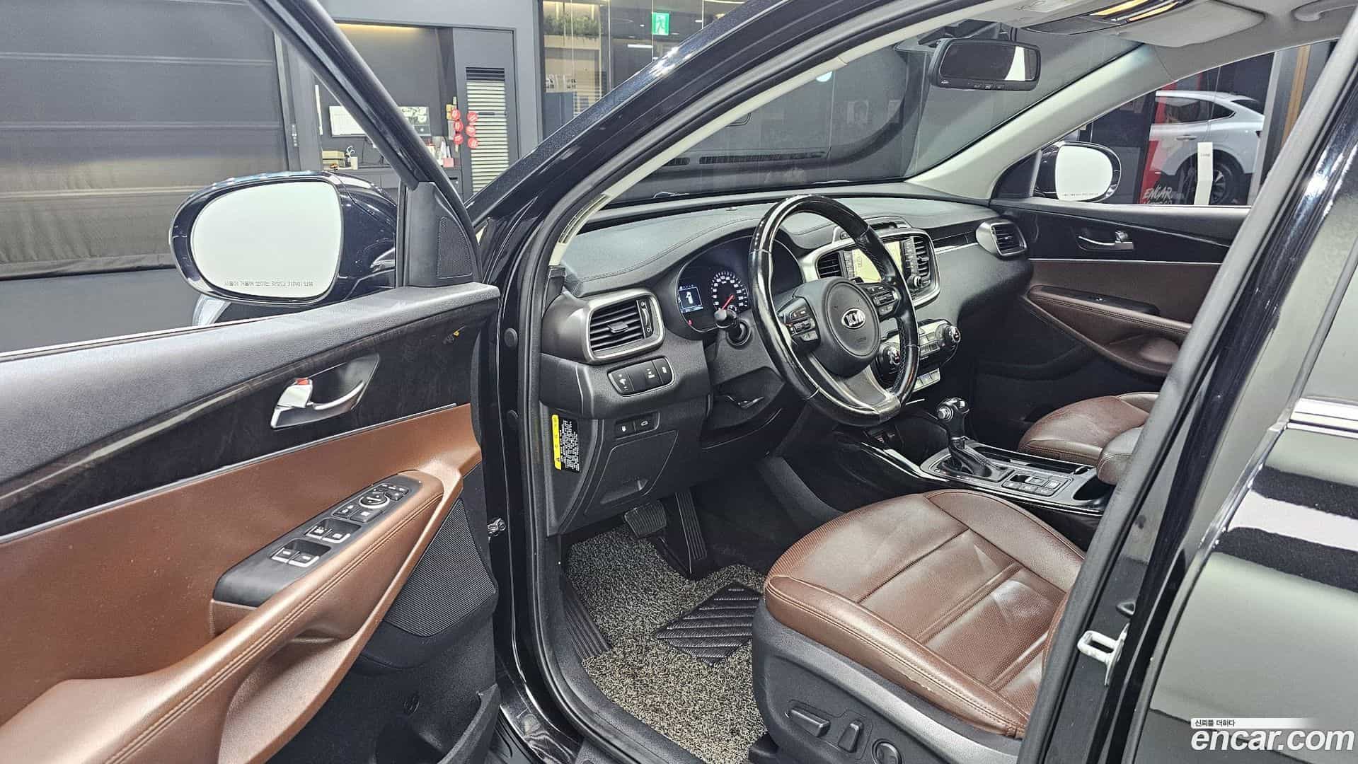 Sorento Kia 2016.0-OPTION-015