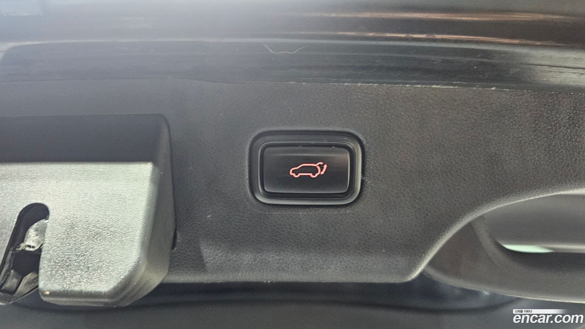 Main__Slider__Photo:Sorento Kia 2016.0-19