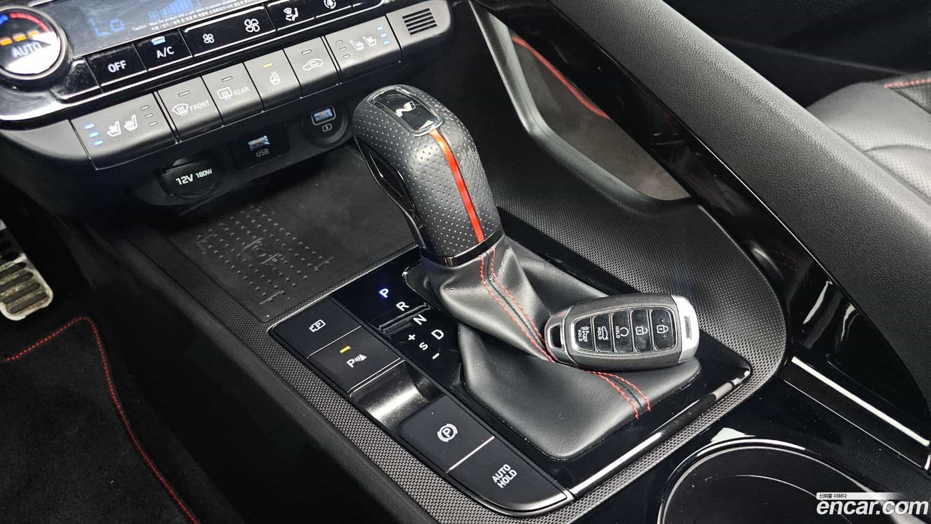 AVANTE Hyundai 2020.10-INNER-009