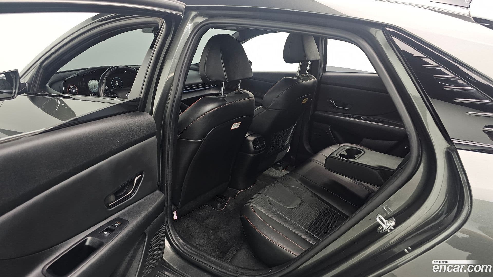 Main__Slider__Photo:AVANTE Hyundai 2020.10-10