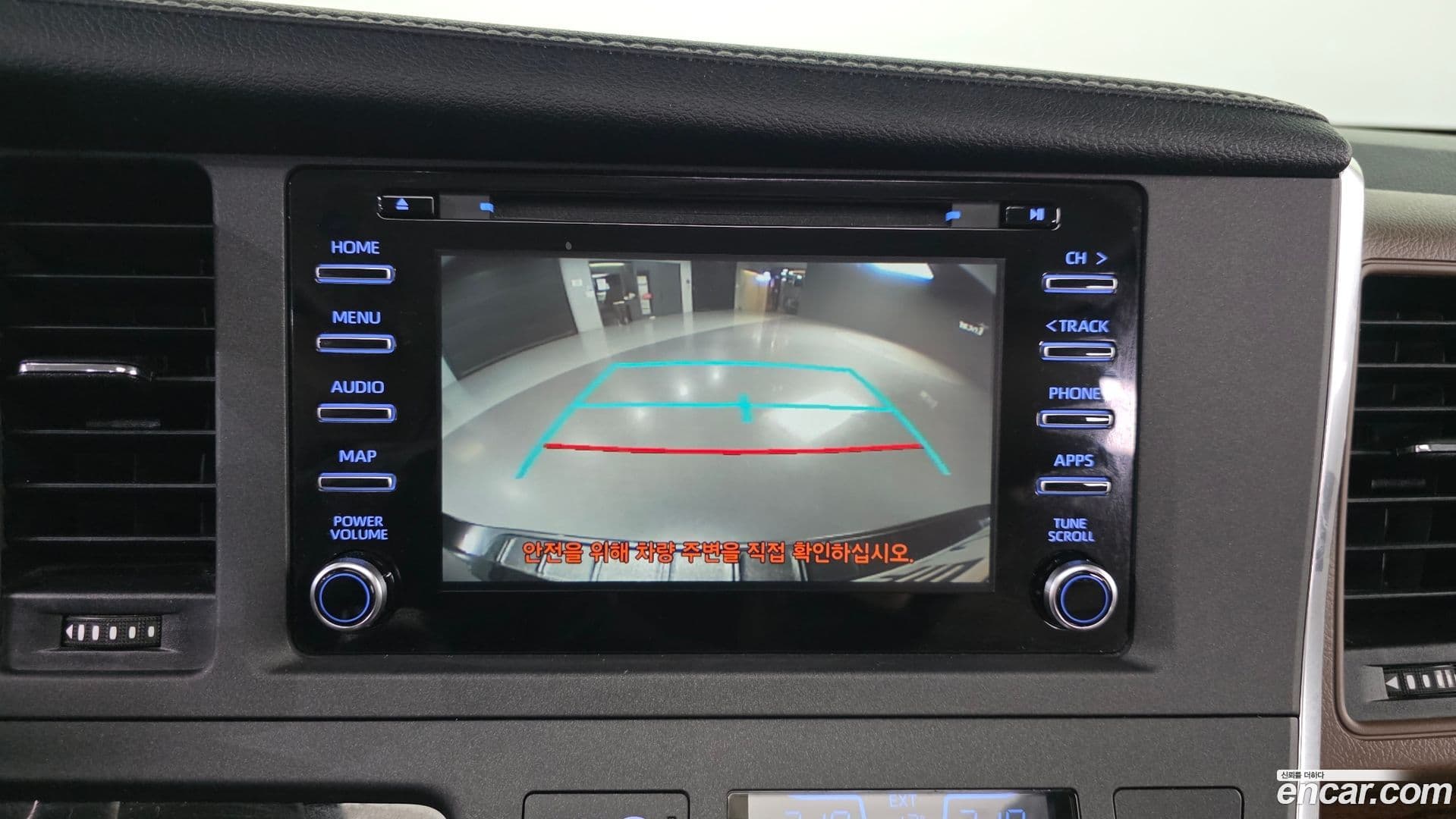 Main__Slider__Photo:Sienna Toyota 2018.2-15