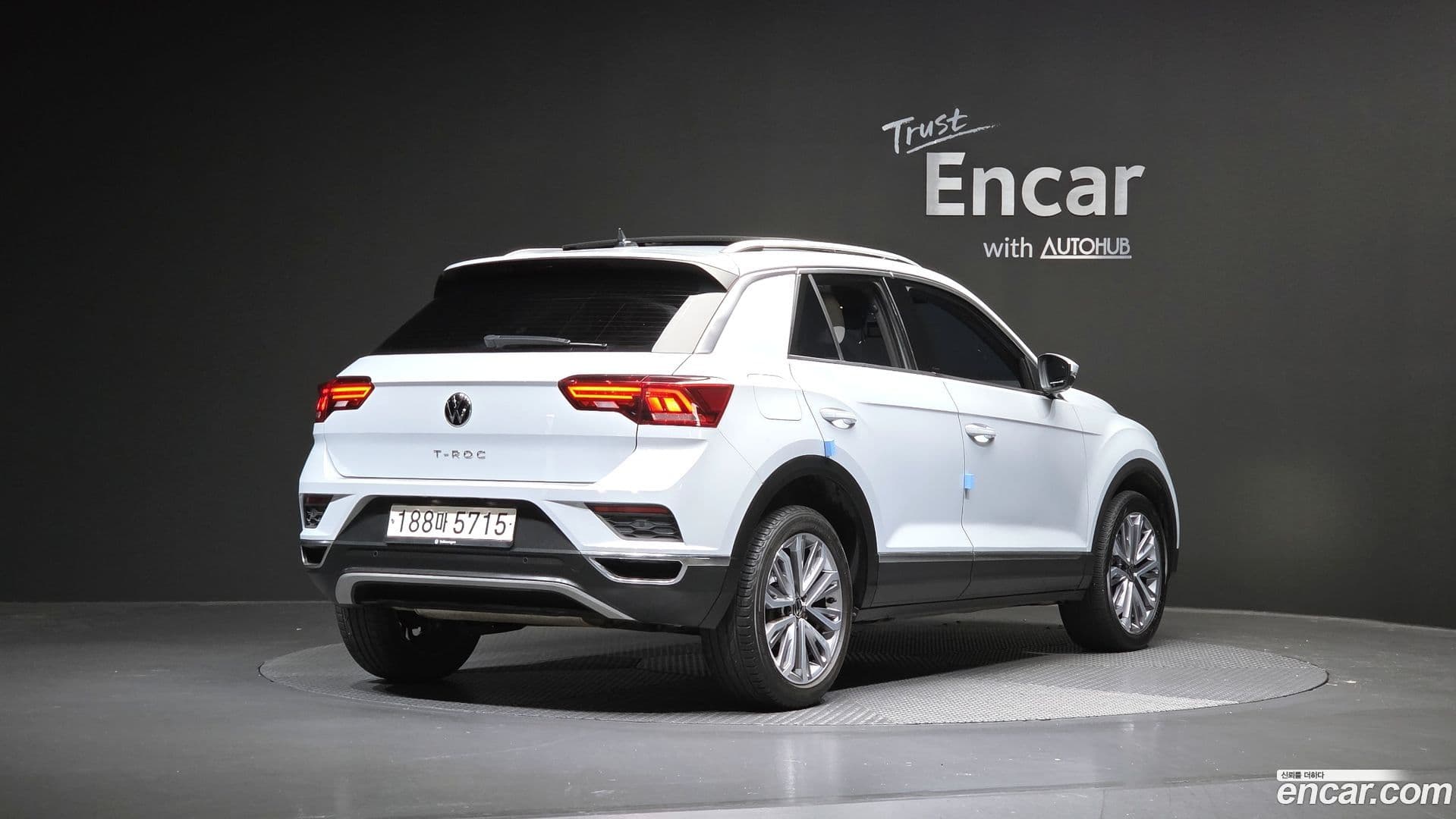 Main__Slider__Photo:T-Roc Volkswagen 2021.4-1