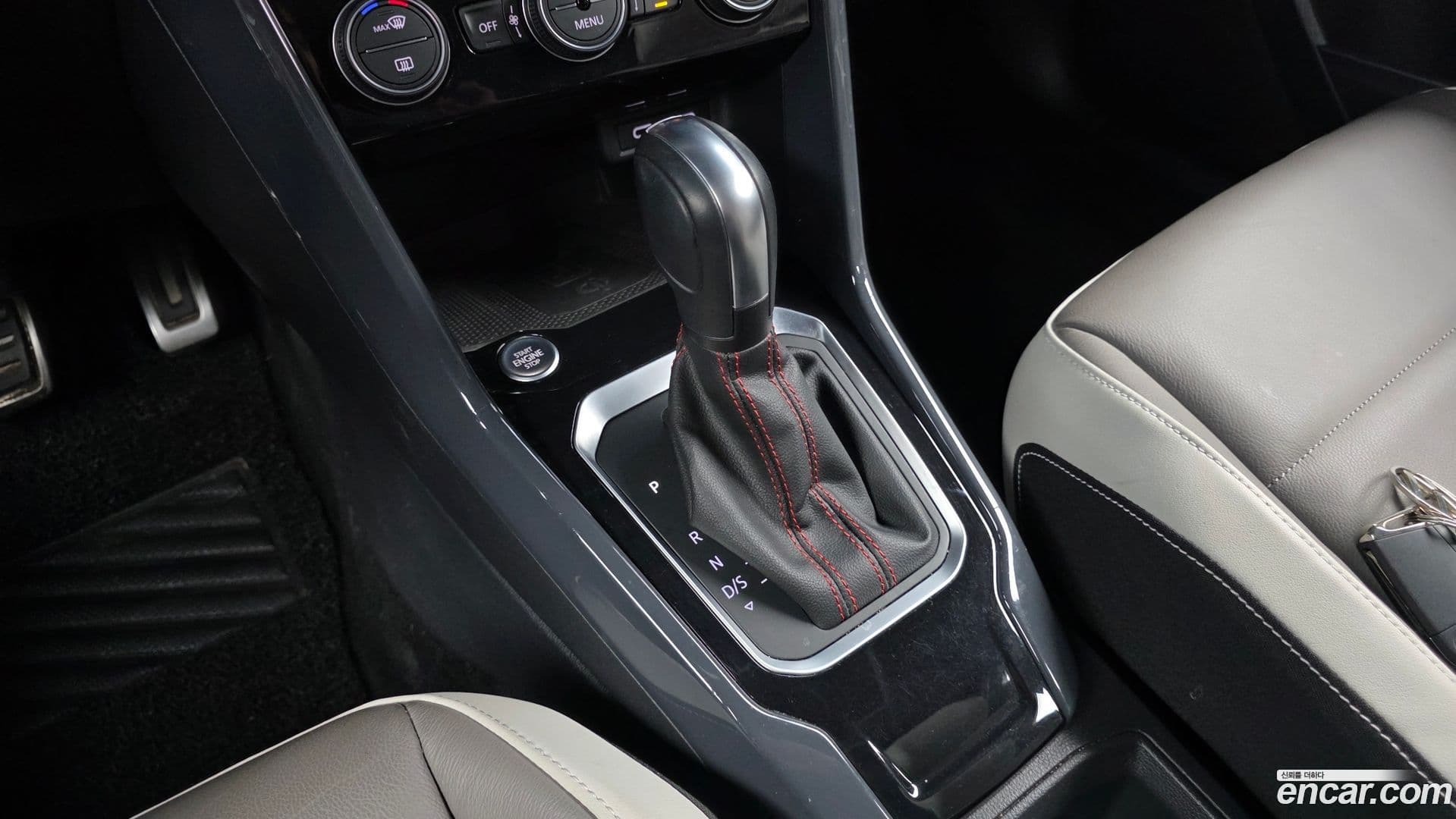 Main__Slider__Photo:T-Roc Volkswagen 2021.4-8