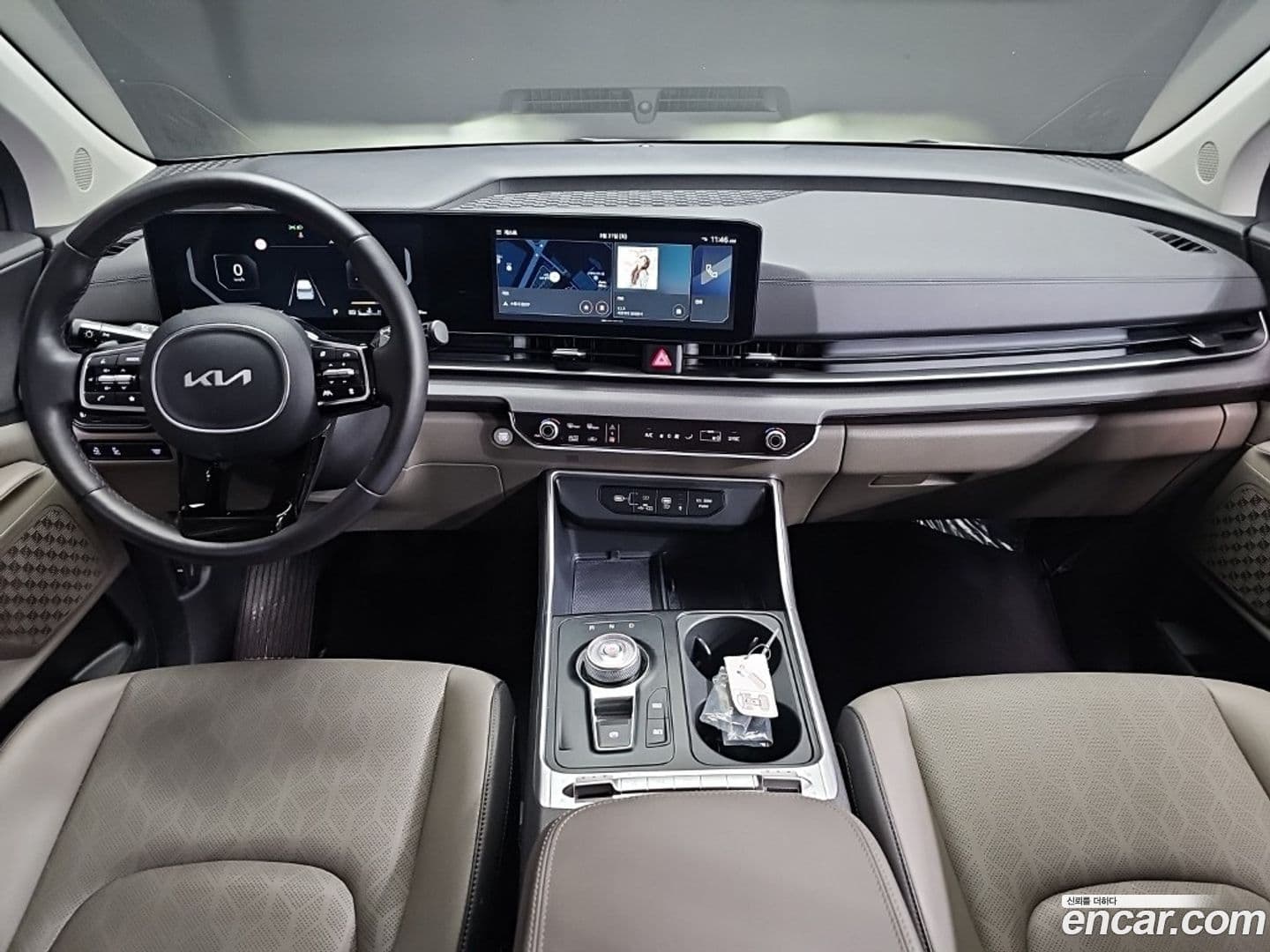 Main__Slider__Photo:Canival Kia 2023.11-6