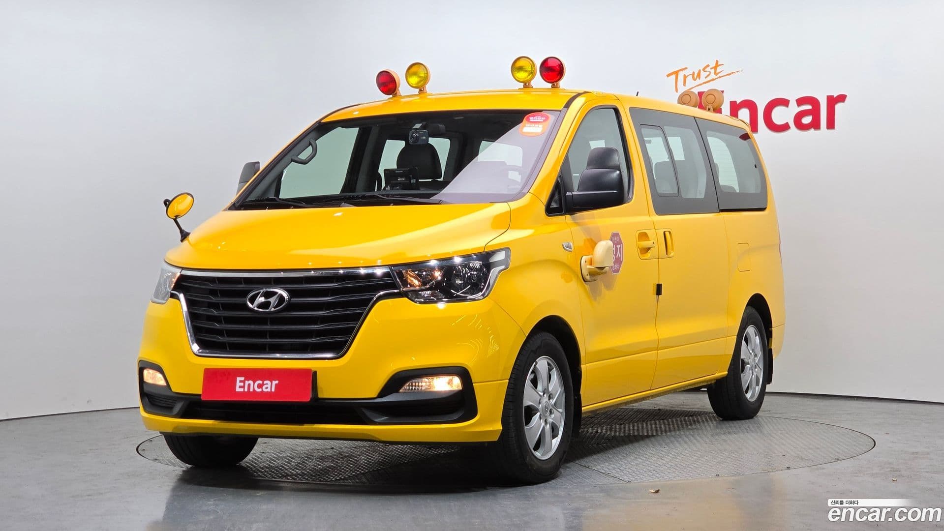 Main__Slider__Photo:Starex Hyundai 2018.4-0