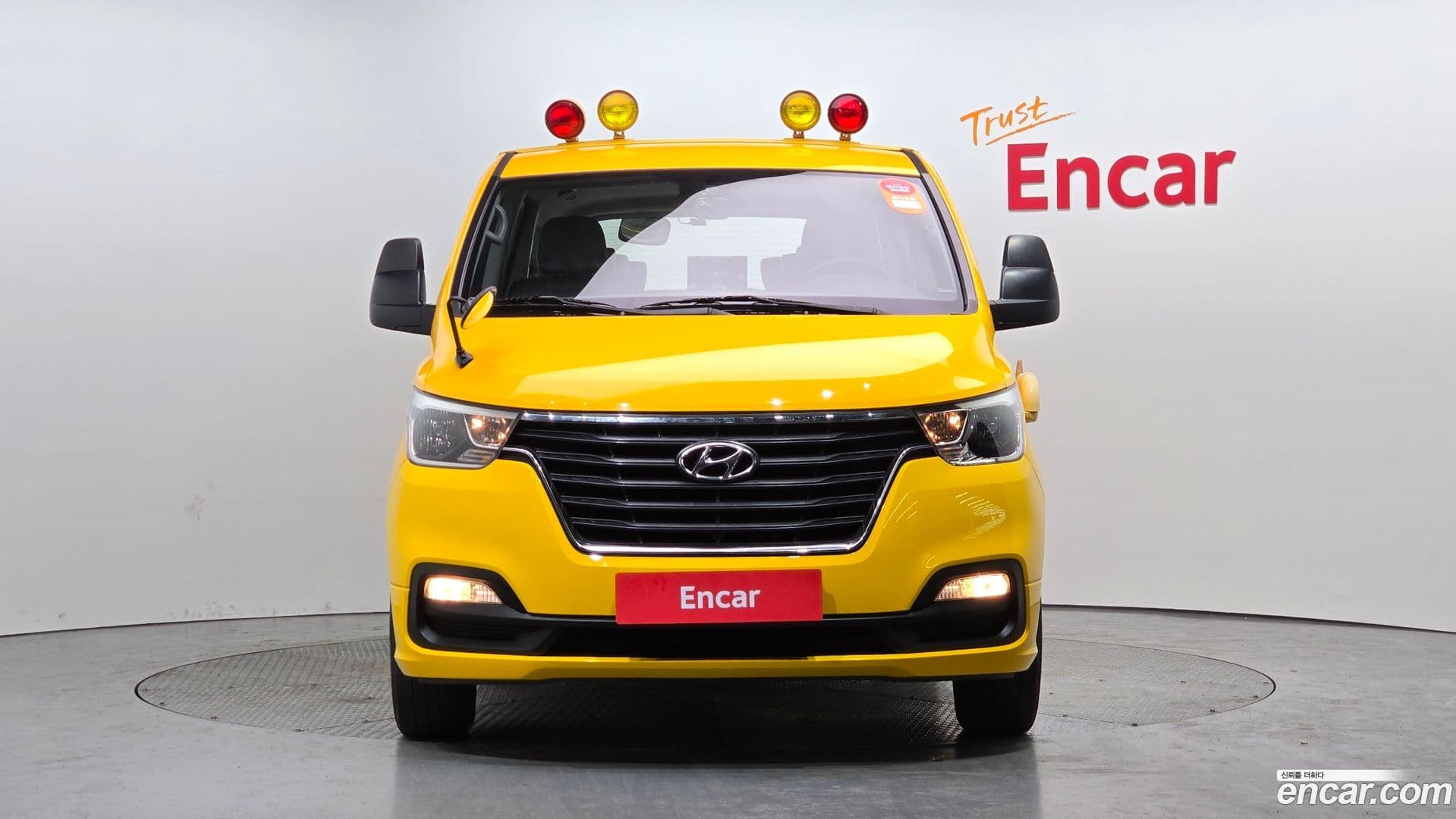 Main__Slider__Photo:Starex Hyundai 2018.4-2