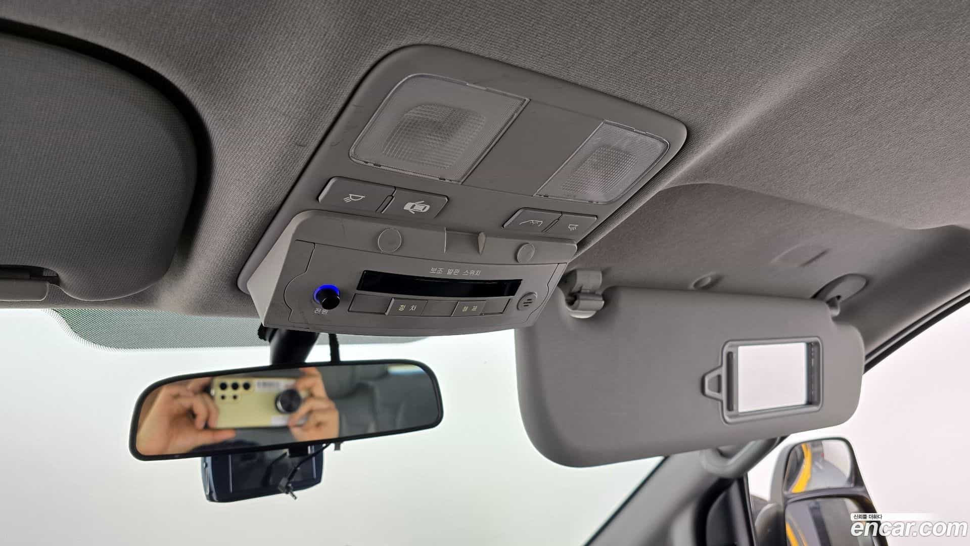 Starex Hyundai 2018.4-OPTION-023