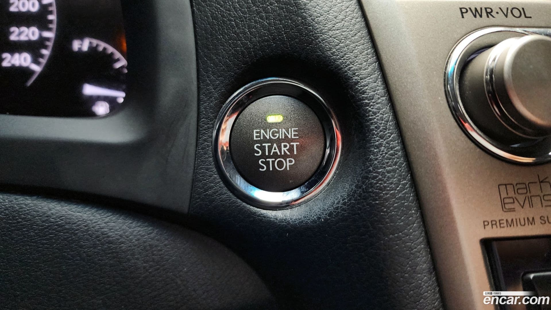 Main__Slider__Photo:RX Lexus 2012.5-12