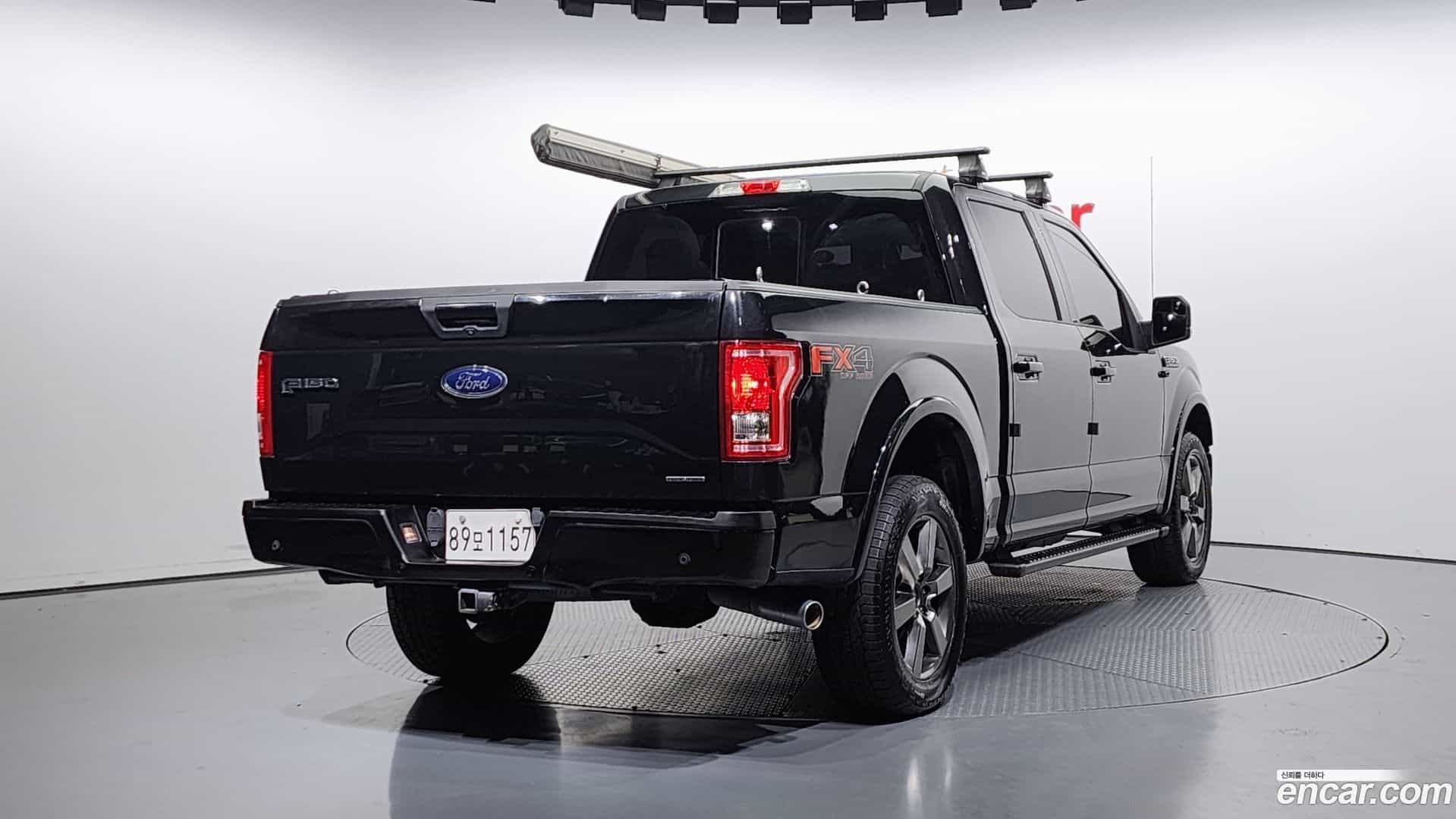F150 Ford 2015.11-OUTER-002
