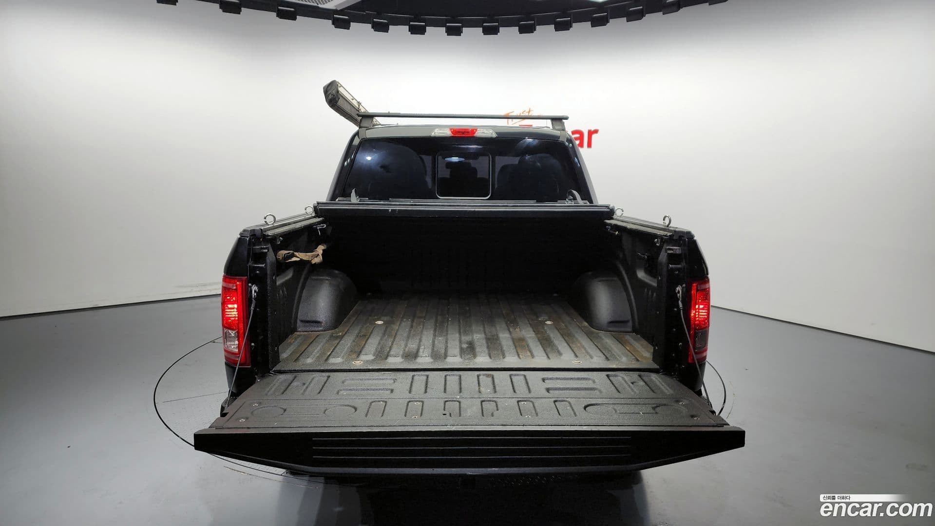 Main__Slider__Photo:F150 Ford 2015.11-19