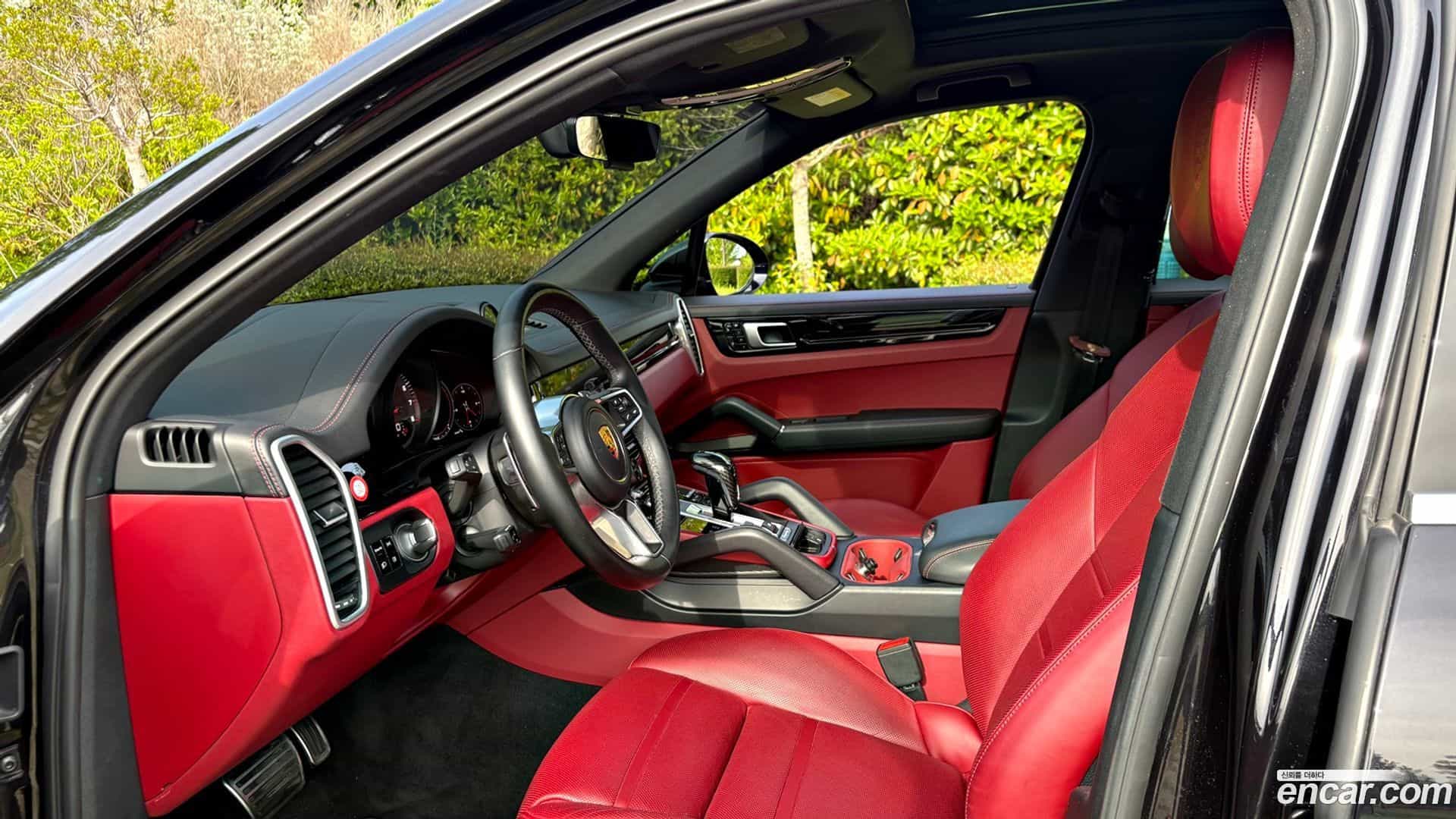 Cayenne Porsche 2019.1-INNER-010