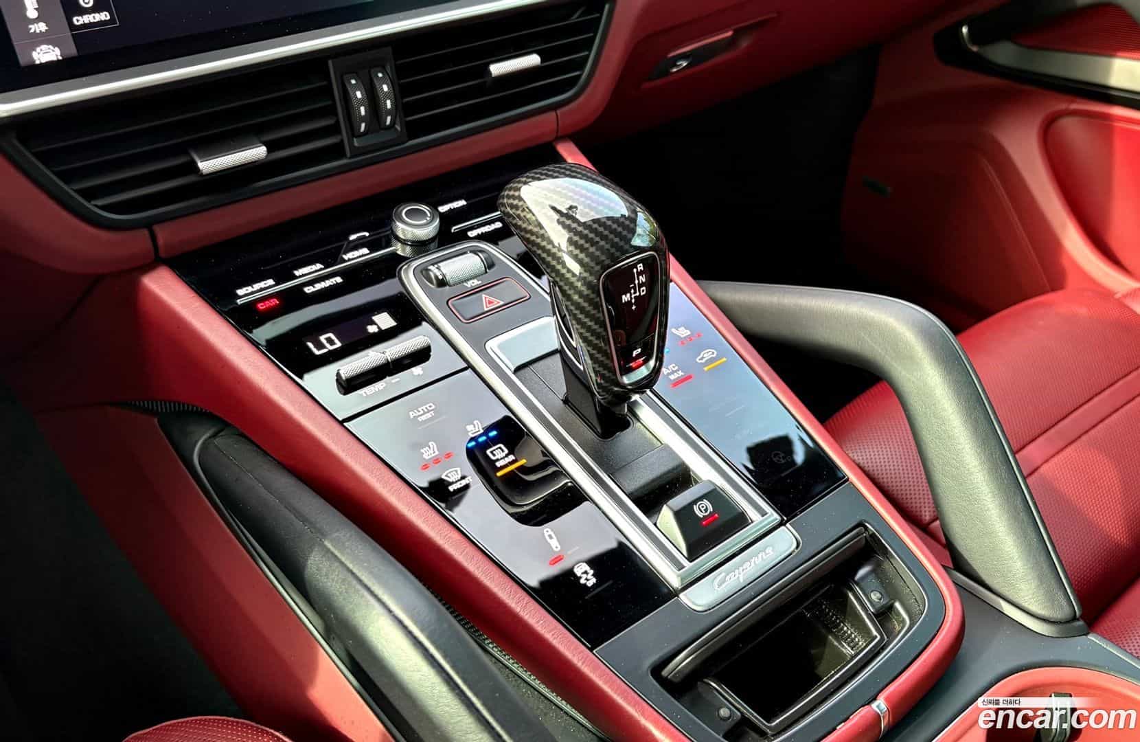 Cayenne Porsche 2019.1-OPTION-021