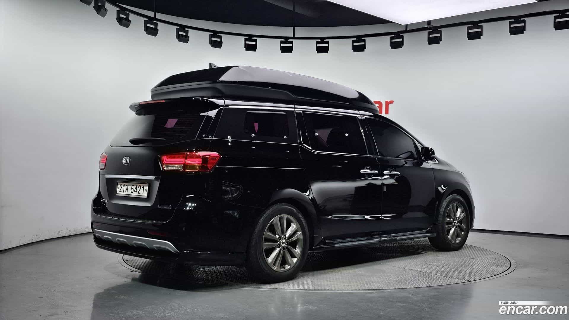 Canival Kia 2018.1-OUTER-002