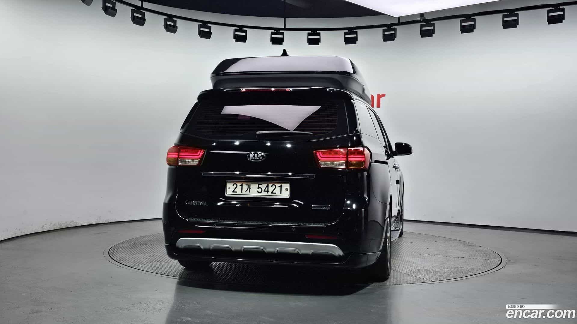 Canival Kia 2018.1-OUTER-004