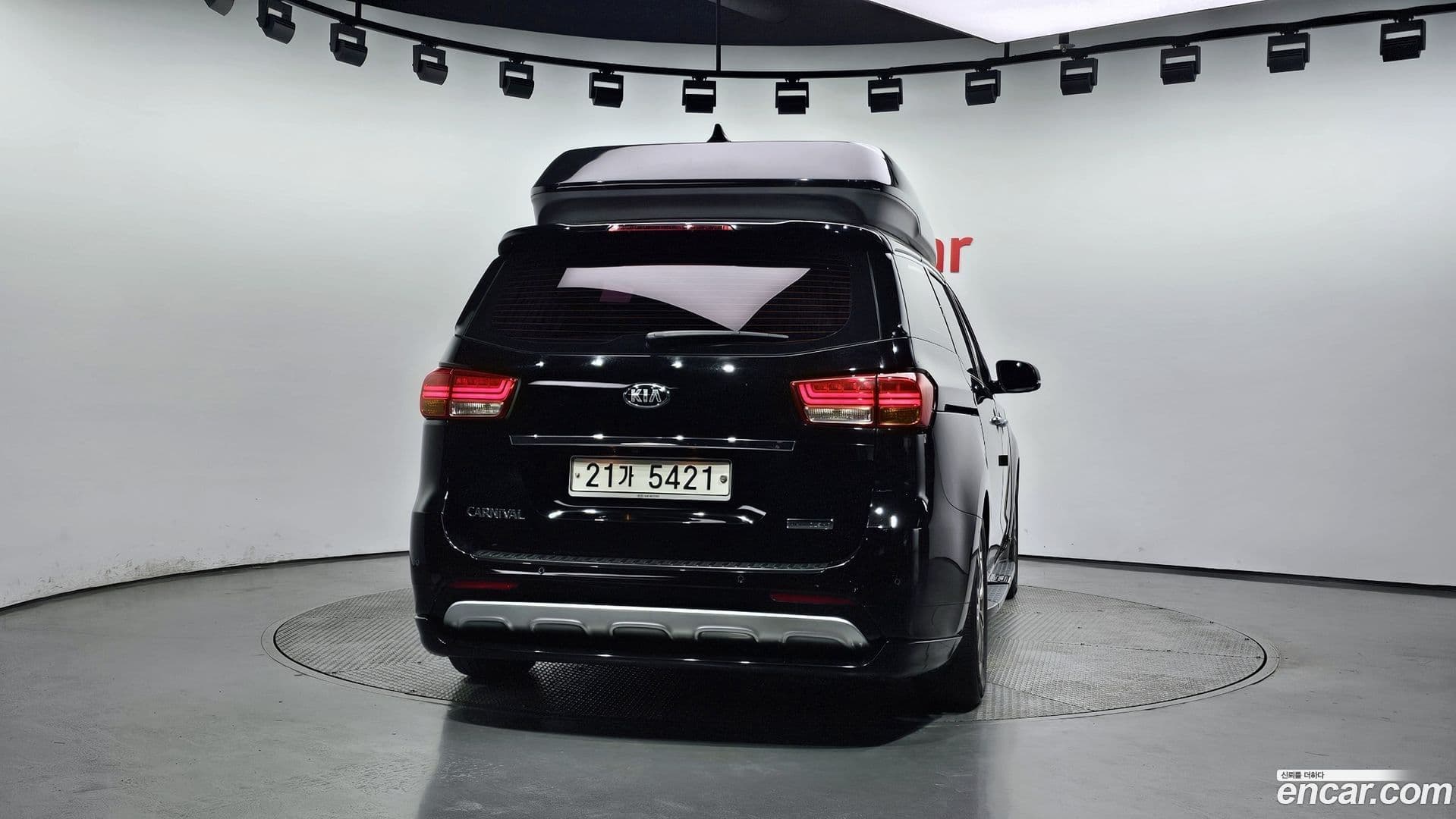 Main__Slider__Photo:Canival Kia 2018.1-3