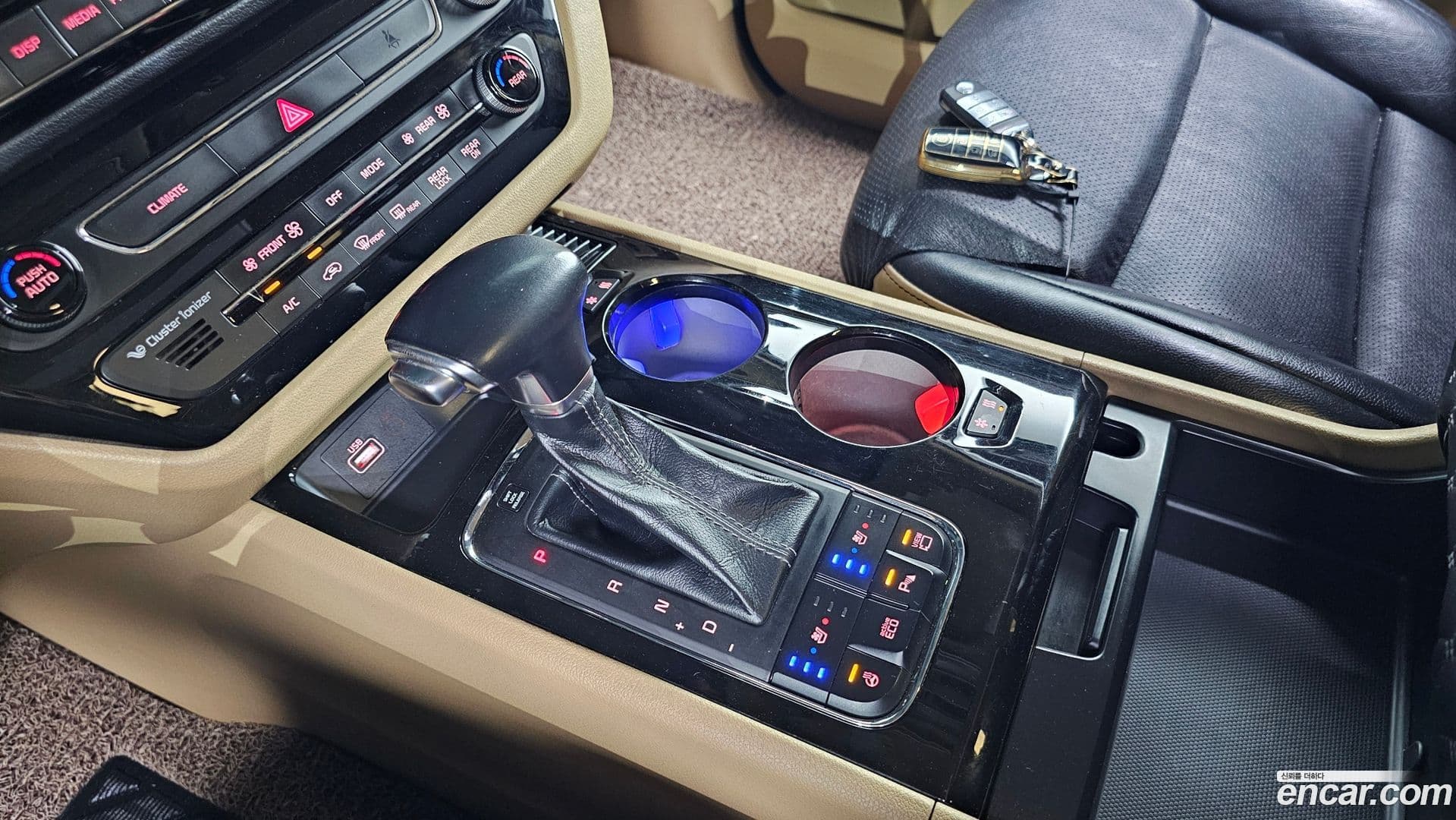 Main__Slider__Photo:Canival Kia 2018.1-8